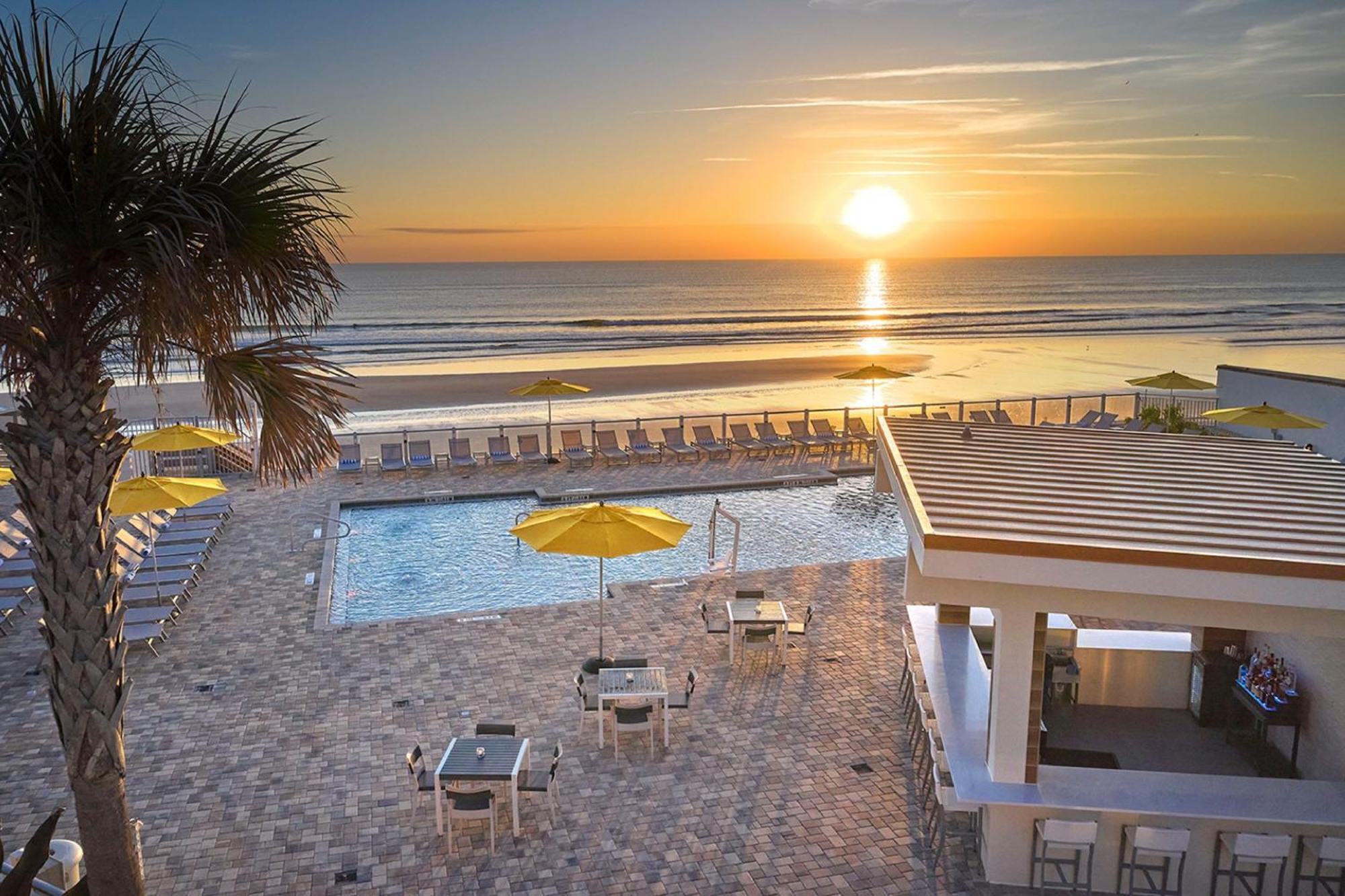 Delta Hotels By Marriott Daytona Beach Oceanfront Eksteriør billede