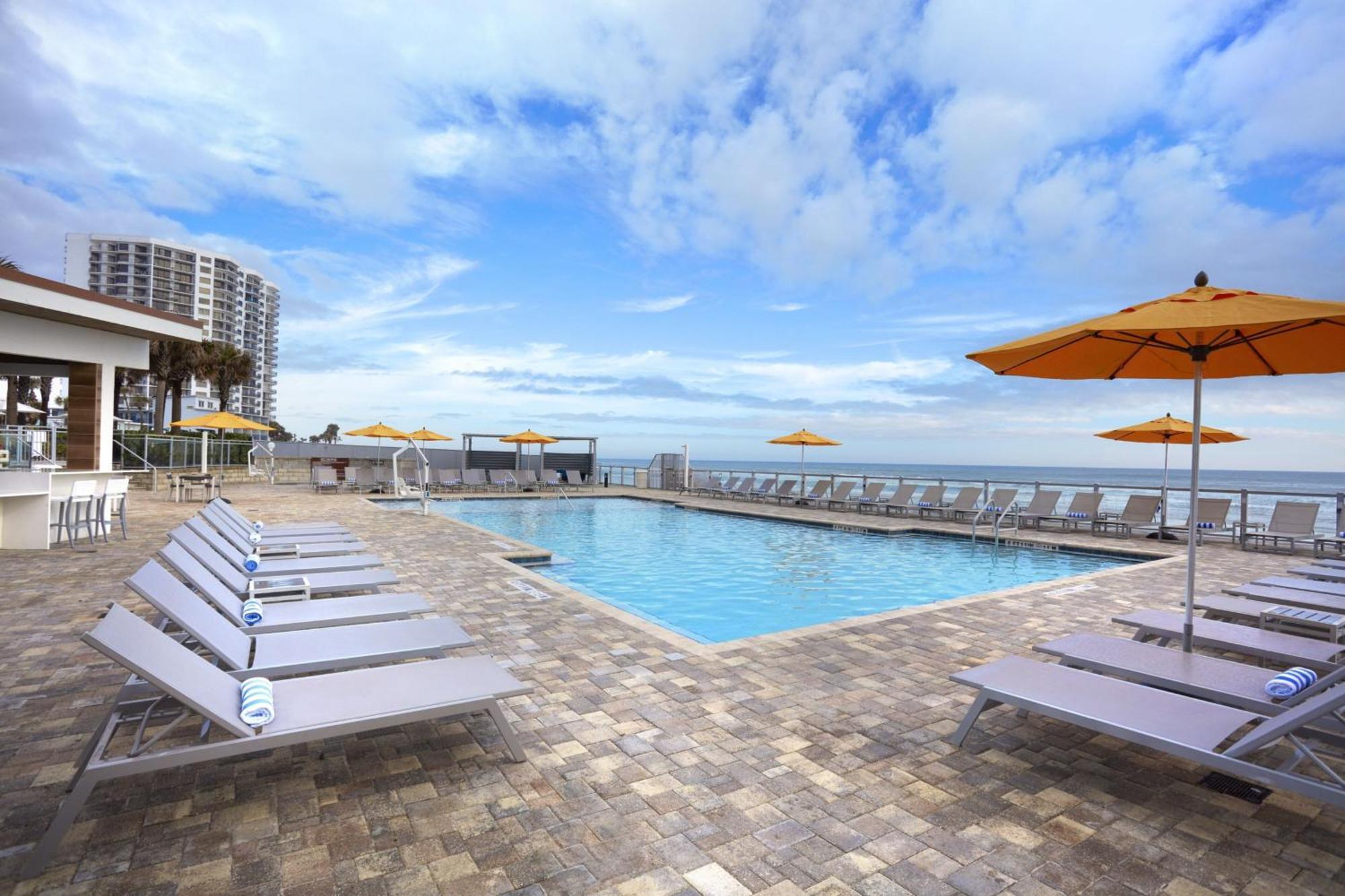 Delta Hotels By Marriott Daytona Beach Oceanfront Eksteriør billede
