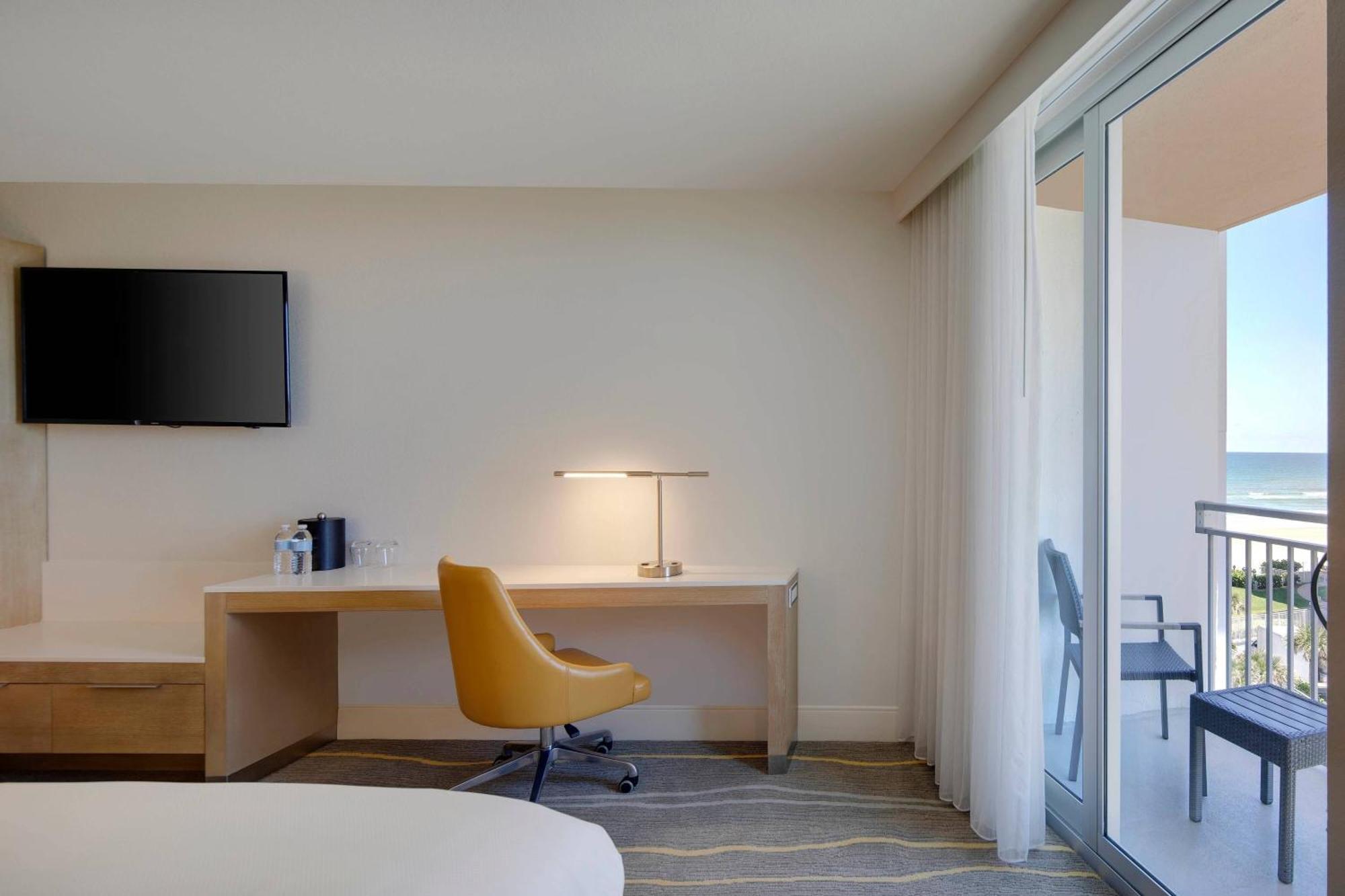 Delta Hotels By Marriott Daytona Beach Oceanfront Eksteriør billede